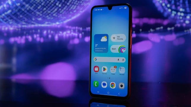 Samsung Galaxy A17 Review: Affordable Phone Handles Basics Slowly