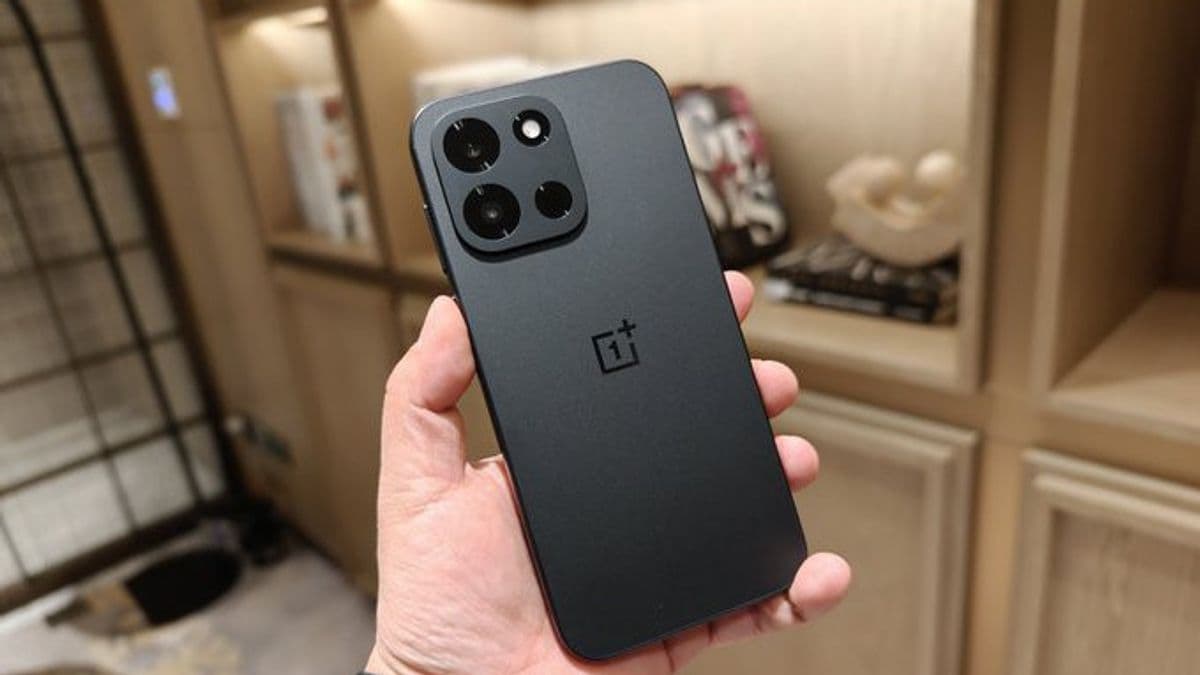OnePlus Nord 6 Leak: Snapdragon 8s Gen 4 Chip, 9000mAh Battery Rumored