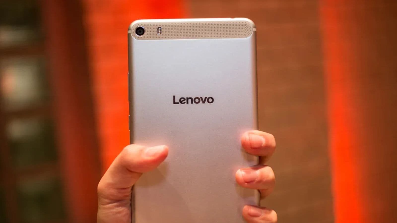 Lenovo 7.5-Inch Smartphone Rumored With 200MP Periscope Camera