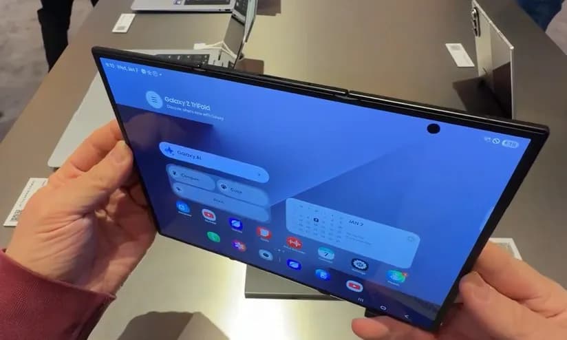 Samsung Wide Foldable Phone Rumored With 7.6-Inch Display and Snapdragon 8 Elite
