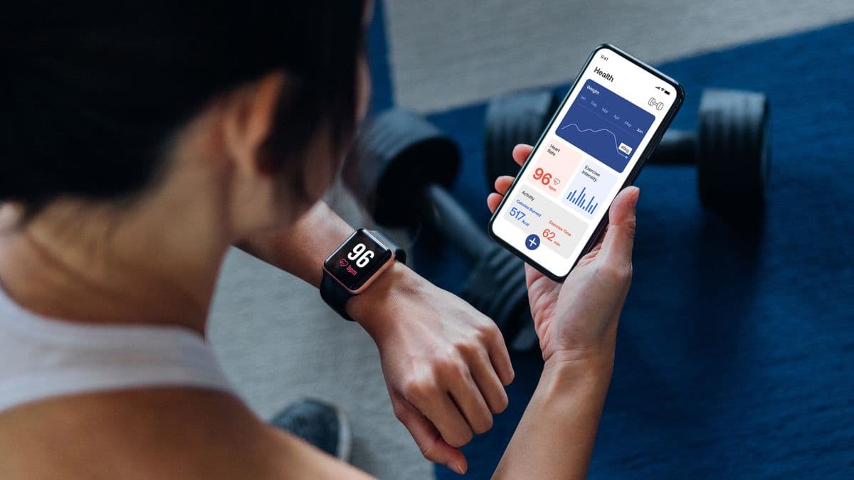 Best Fitness Bands in 2026: Garmin, Xiaomi, Fitbit Compared