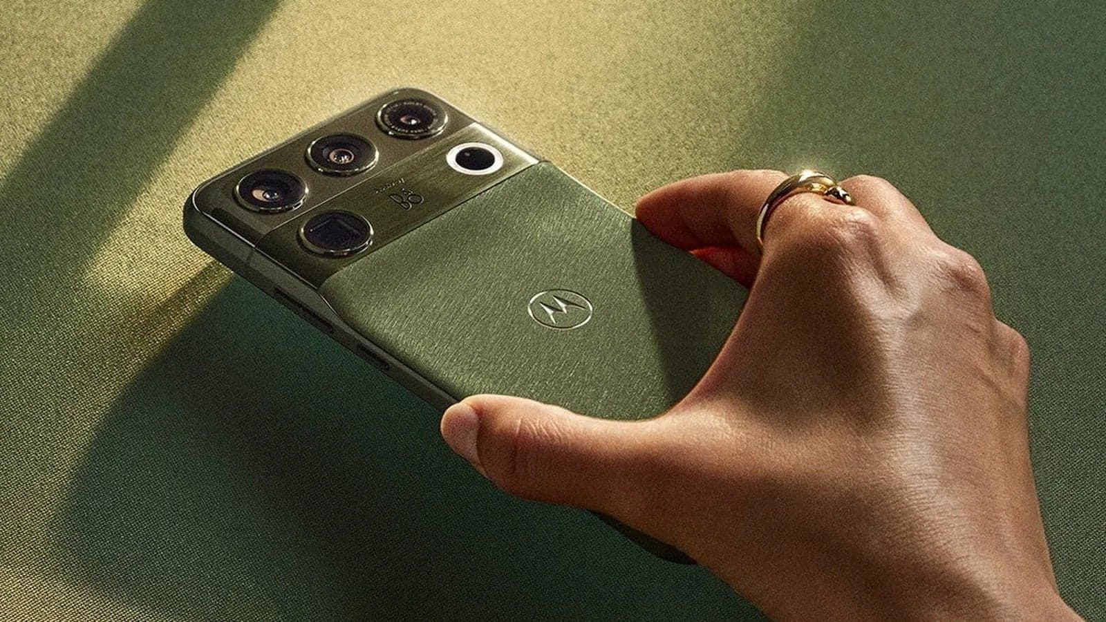 Motorola Signature 27 Launch Confirmed for November 5 With Snapdragon 8 Elite Extreme...