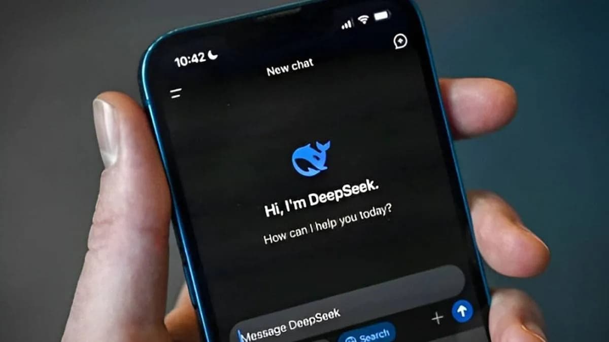 DeepSeek V4 Launches: Open-Source AI With Huawei Chips at Disruptive Price